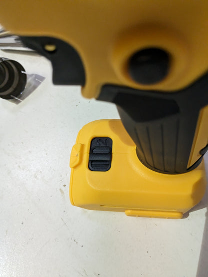 NEW CROWNTOOLS 20V HEAT-GUN VARIABLE HEAT SETTING. (REPLACE DEWALT DCE530B)