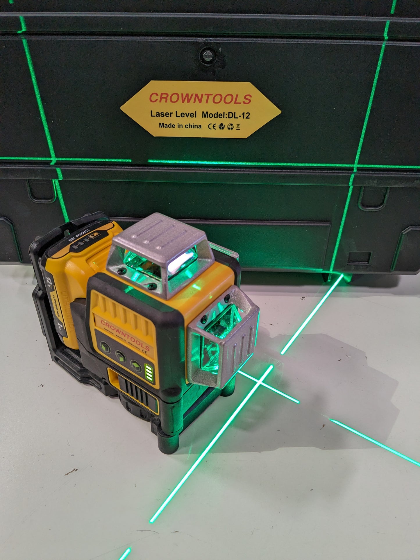 Crowntools DL-12 360 green laser level kit (fits Dewalt 12v battery).