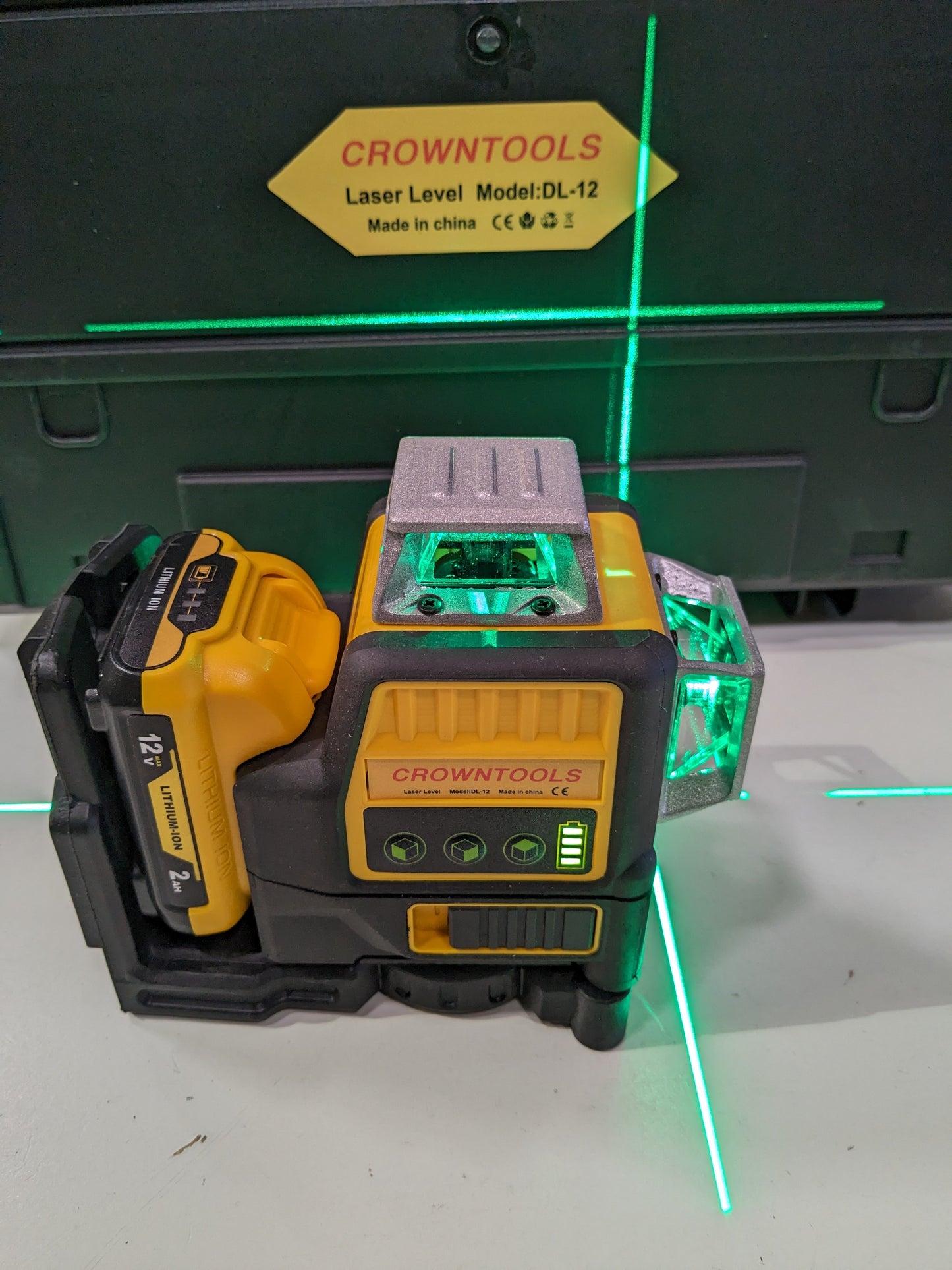 Crowntools DL-12 360 green laser level kit (fits Dewalt 12v battery).