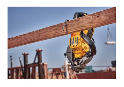 DEWALT FLEXVOLT 60V MAX 7-1/4" Cordless Worm Drive Style Circular Saw DCS577B (TOOL ONLY)