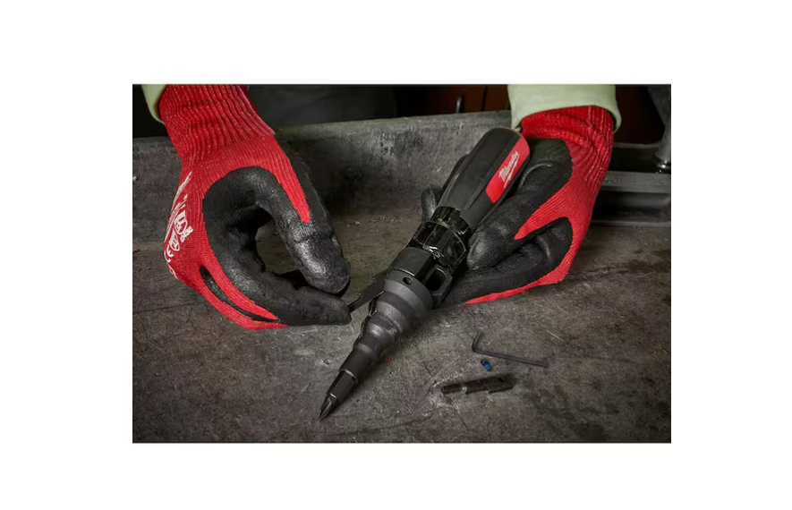 Milwaukee 7-in-1 Conduit Reamer with ECX Bit 48-22-2870