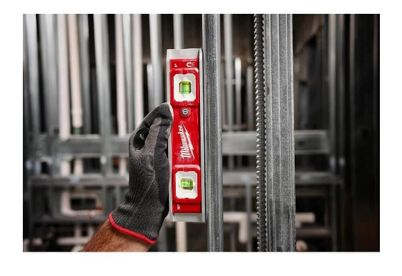 Milwaukee 9" Torpedo Level Lighted Vials 48-22-5105