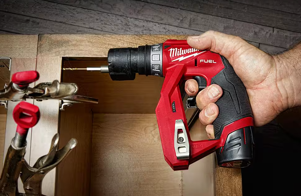 Milwaukee M12 FUEL 12V Cordless 4-in-1 Installation 3/8" Drill Driver Kit 2505-22