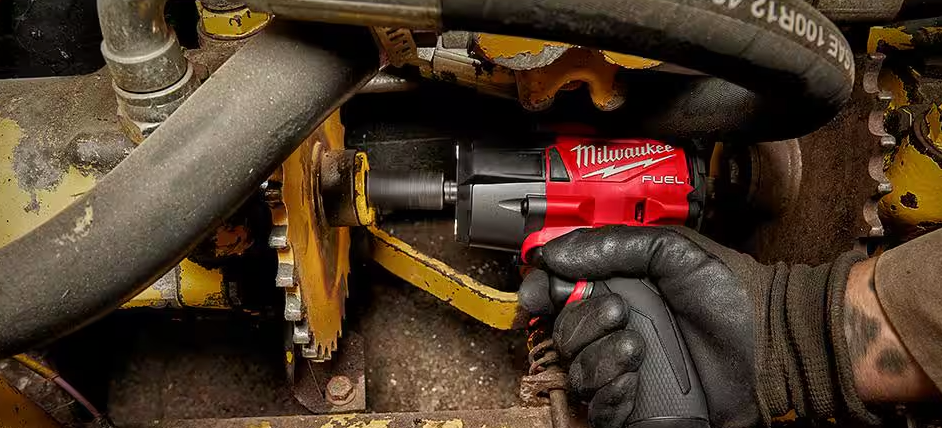 Milwaukee M18 FUEL GEN-2 18V Lithium-Ion Mid Torque 3/8" Impact Wrench 2960-20 (TOOL ONLY)